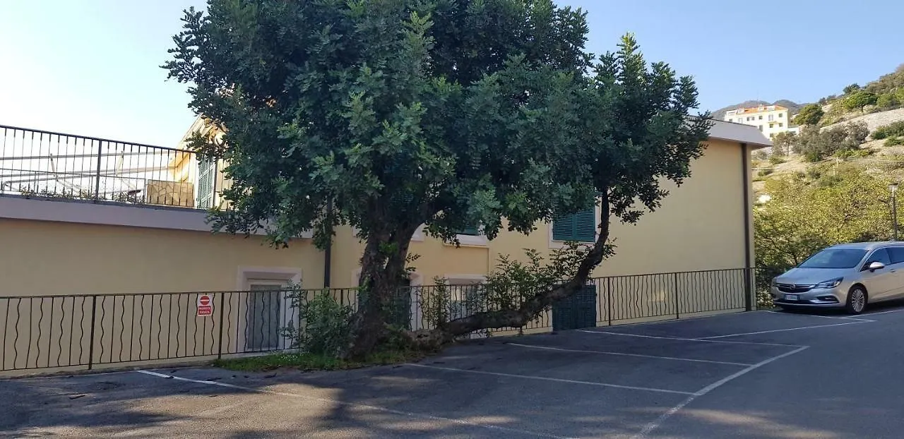Mistral Apartment Alassio